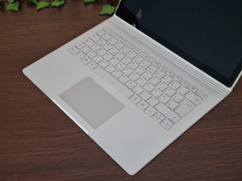 Microsoft Surface Book 2 Core i5-8350U 8GB 256SSD Win11 A