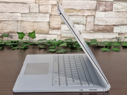 Microsoft Surface Book 2 Core i5-8350U 8GB 256SSD Win11 A