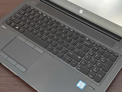 Laptop HP ZBOOK 15 G3 XEON E3-1505M V5 32GB 1024SSD Quadro M2000M FullHD Win11 A