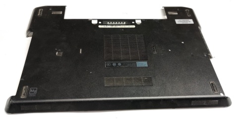 Klapa obudowy Dell E6430s 0688