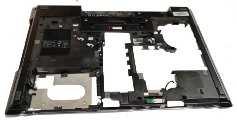 Obudowa dolna HP 8560p 0677