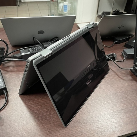 Dotykowy Laptop 2w1 Dell Latitude 7420 Core i7 11GEN 16GB 256GB SSD Carbon Win11 A-