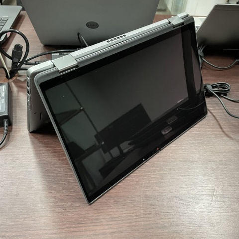 Dotykowy Laptop 2w1 Dell Latitude 7420 Core i7 11GEN 16GB 256GB SSD Carbon Win11 A-