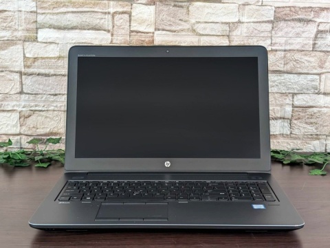 Laptop HP ZBOOK 15 G3 XEON E3-1505M V5 32GB 1024SSD Quadro M2000M FullHD Win11 A